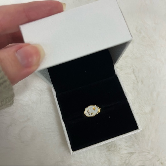 FREE PEOPLE WANDERLUST DREAMCHASER MOON RING GOLD SIZE 6 - Picture 5 of 9